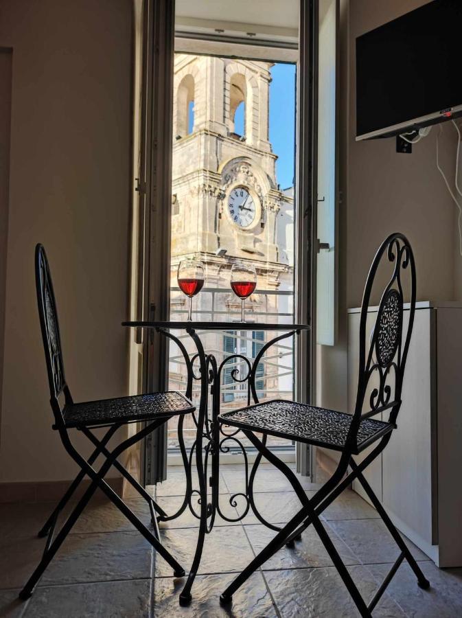 Il Plebiscito Luxury Loft Fronte Basilica Apartment Martina Franca Bagian luar foto